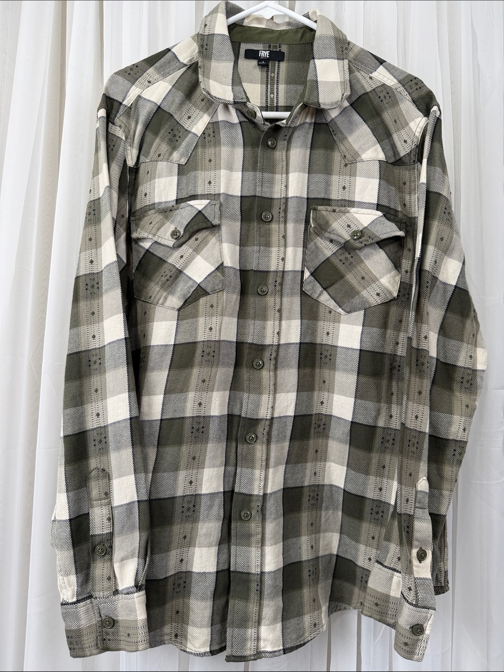 Frye Men’s Large Plaid Button Front Shirt 100% Cotton Gray Green
